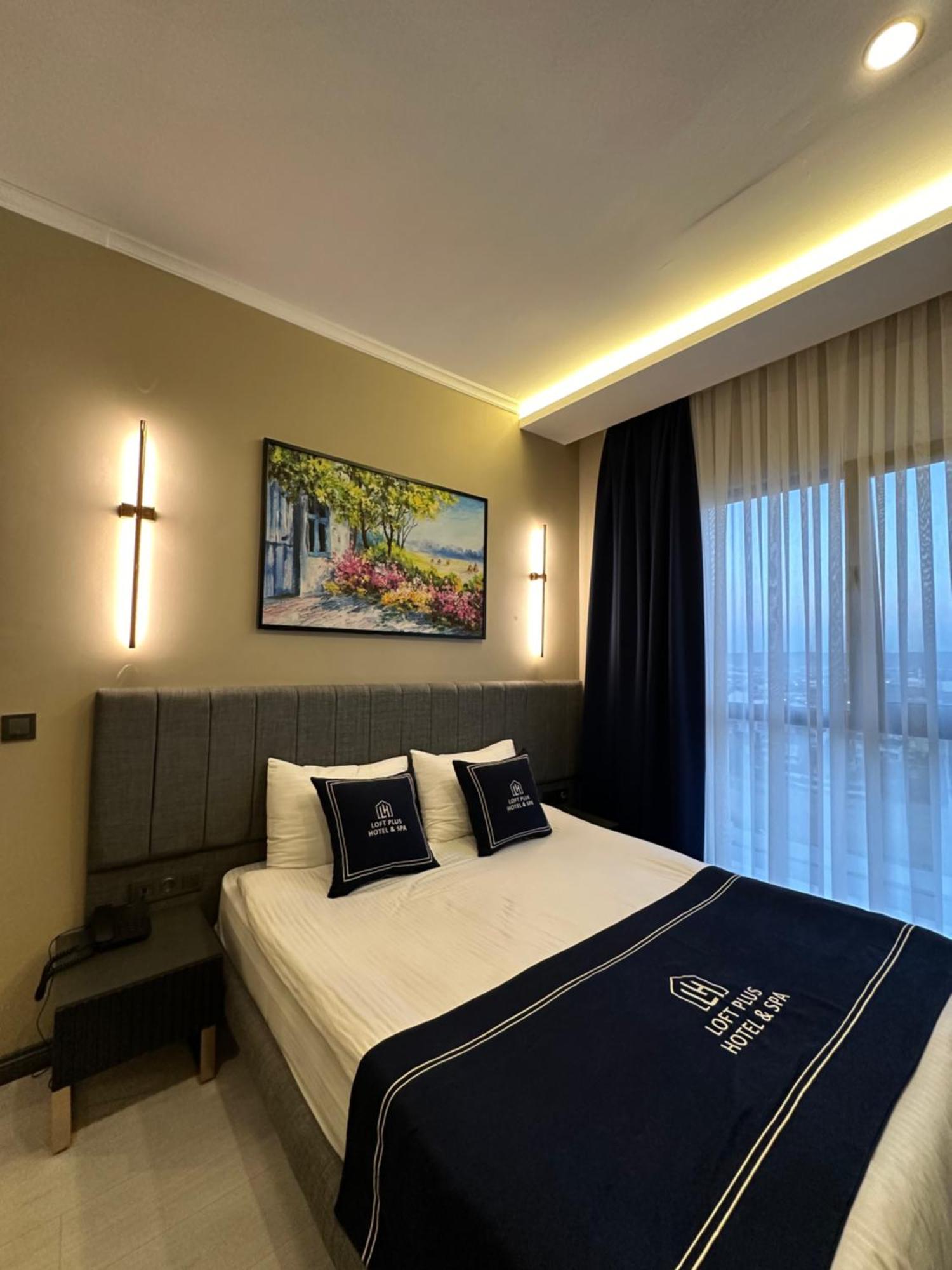Park Hotel & Private Transportation Istanbul Airport-By Loft Arnavutkoy Exteriör bild